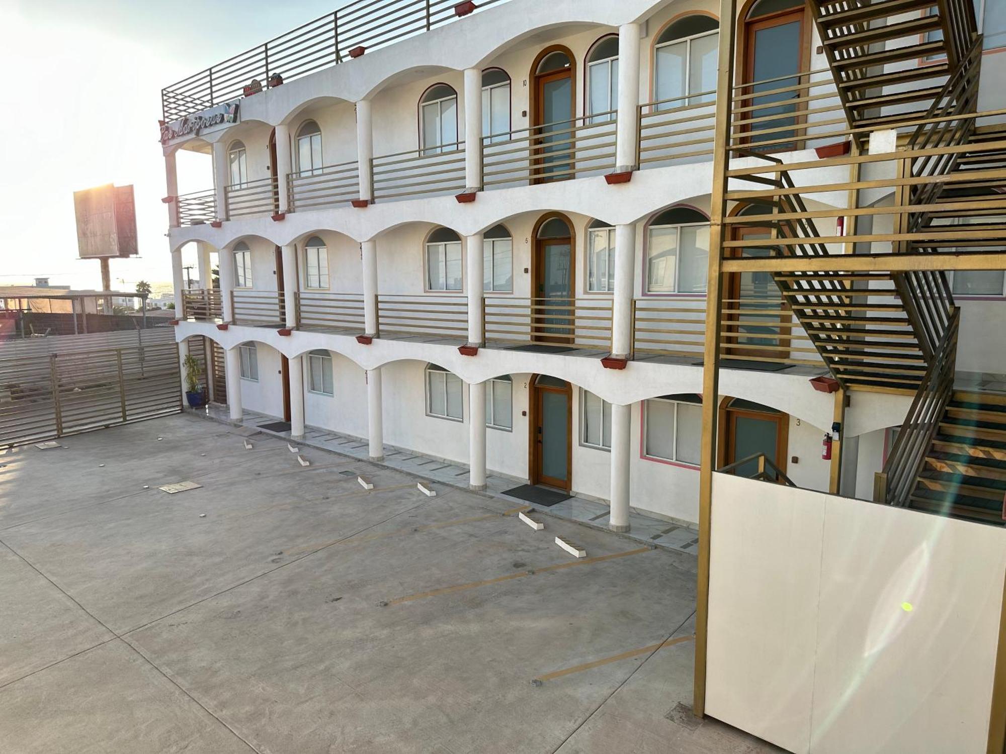 Las Mariposas Mini Suites Rosarito Exteriér fotografie